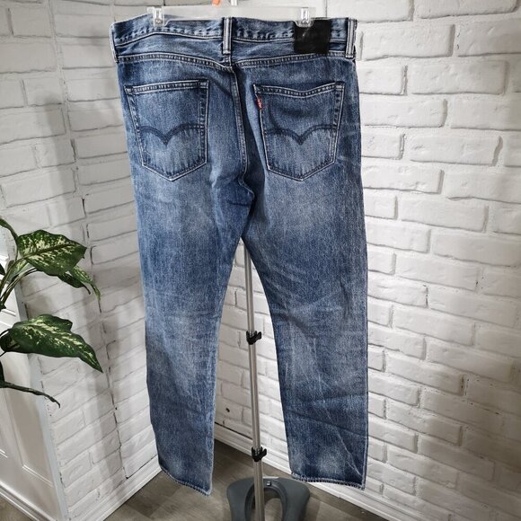 COPY - Levi's Men's 508 Size 36/32 Straight Leg Medium Wash Blue Jeans - Picture 3 of 15
